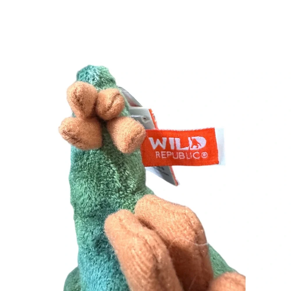 Wild Republic Stegosaurus Green Dinosaur Plush Stuffed Animal Toy 10” Long NWT